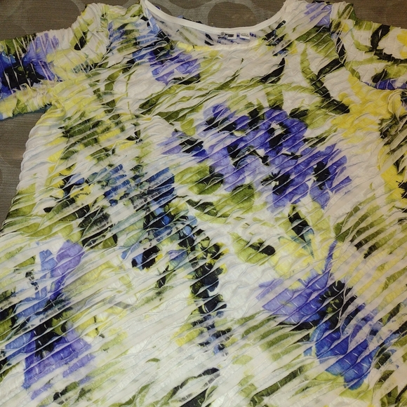Womens shirt - Picture 4 of 4